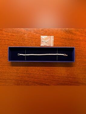 GREAT Swarovski Tennis Bracelet M Silver Round White Cubic Zirconia MPN 5409771